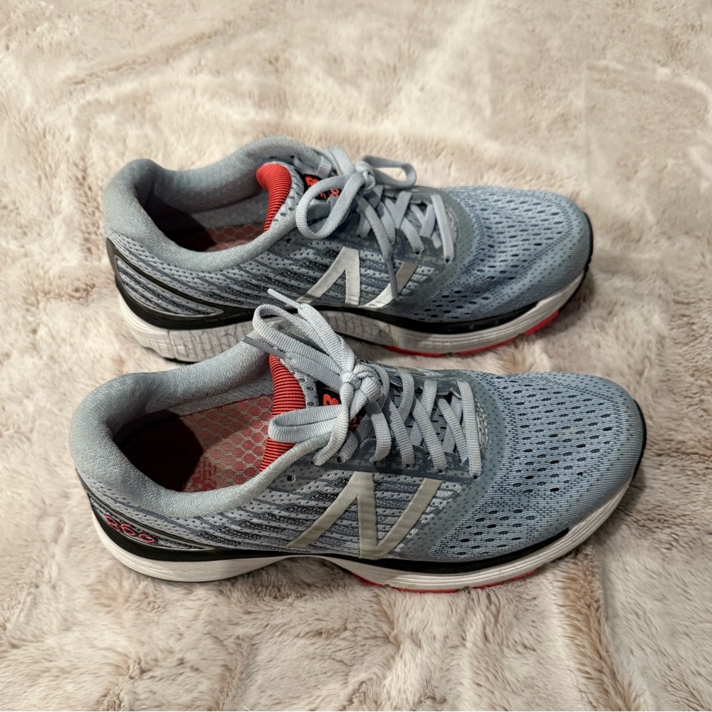 New Balance women’s sneakers